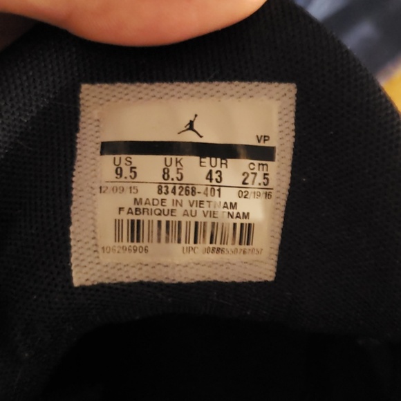 Blue dimpled Air Jordan's - Picture 6 of 6